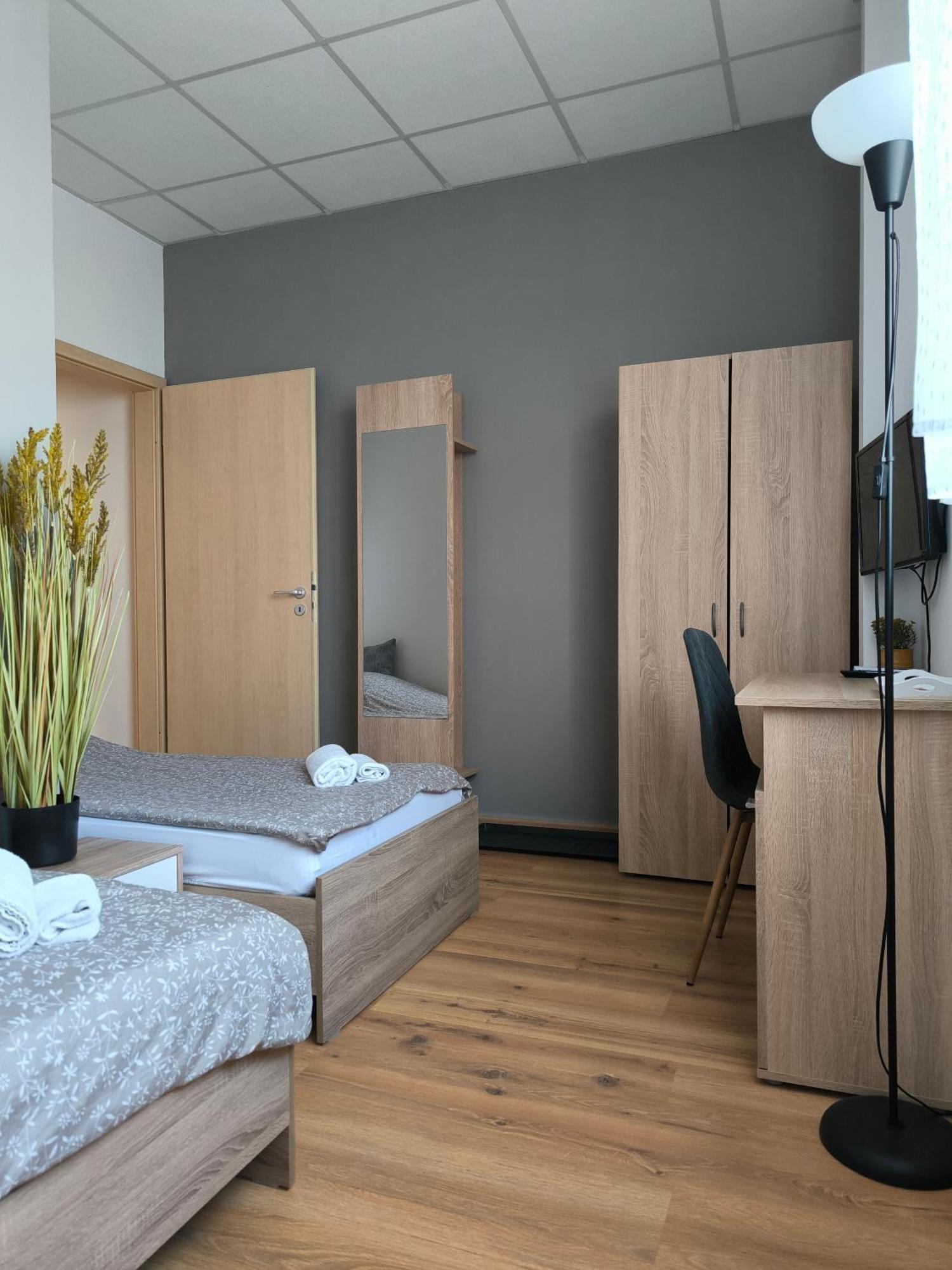 Szilas Park Motel Nagytarcsa Экстерьер фото